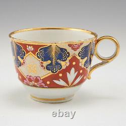 A Worcester Barr, Flight and Barr Period Porcelain Tea Cup and Saucer c1810