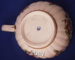 Antique 18thC Worcester Porcelain Floral Garland Cup & Saucer Porzellan Tasse