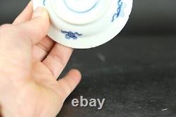 Antique Chinese porcelain rabbit hunting cup & saucer Kangxi 1662-1722