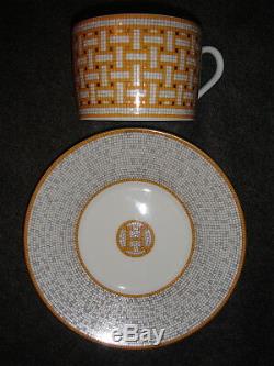 Hermes MOSAIQUE AU 24 Gold Tea Cup & Saucer Set