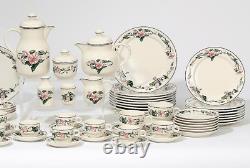 Large Set of Villeroy & Boch Part Dinner Service in the Palermo Pattern