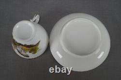 Old Paris Porcelain Hand Painted Cat Landscape & Gold Tea Cup & Saucer C. 1820s