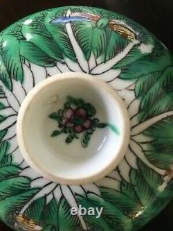 Pair Of Chinese Famille Rose Porcelain Chinese Cabbage Tea Cup / Saucer with Lid