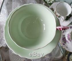 Paragon Porcelain rose handle green2 Cup&Saucer Vintage 1940s tableware620