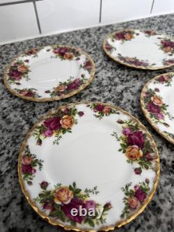 Royal Albert Old Country Roses 44-Piece Fine China Set Perfect Condition