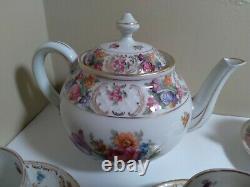 Schumann Dresden Bavaria Porcelain Teapot with 4 cups saucers